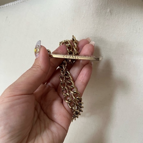 CHANEL Vintage Pink Crystal COCO Dog Tag Necklace - Picture 4 of 7